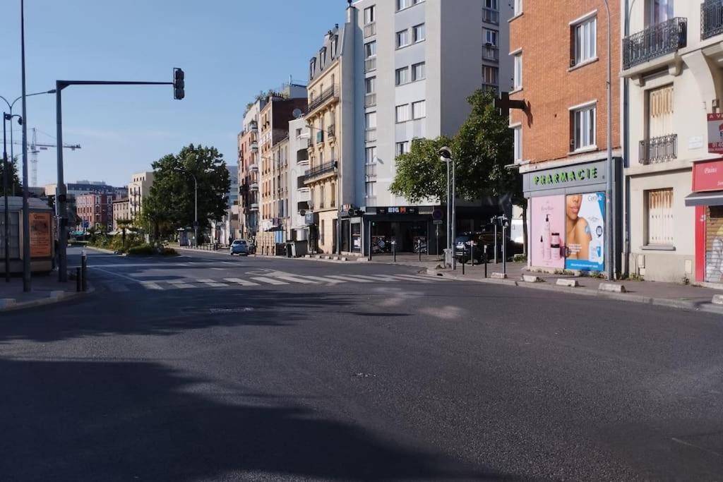 Joli Appart A 10 Minutes De Paris En Metro - Parking Offert Saint-Ouen  Exteriör bild